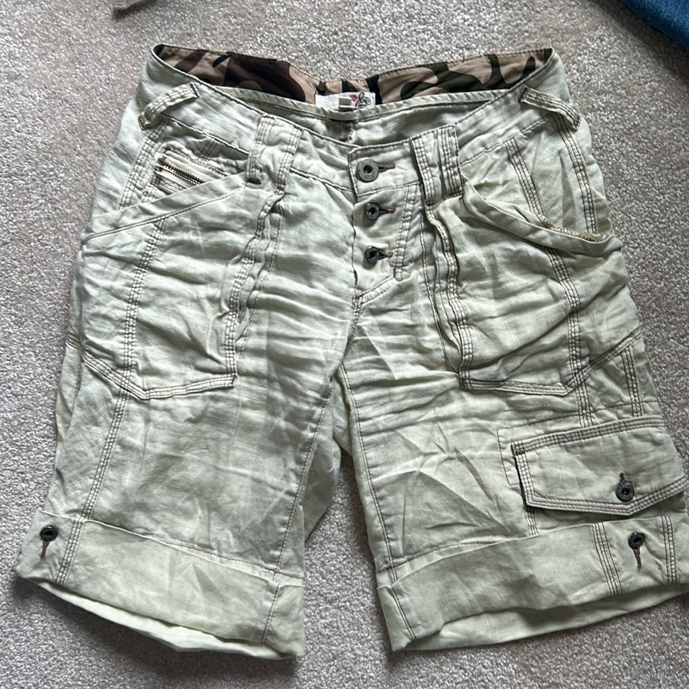 Vintage Jolie shorts!